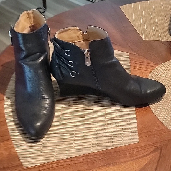 Adrienne Vittadina ankle boots - Picture 2 of 5